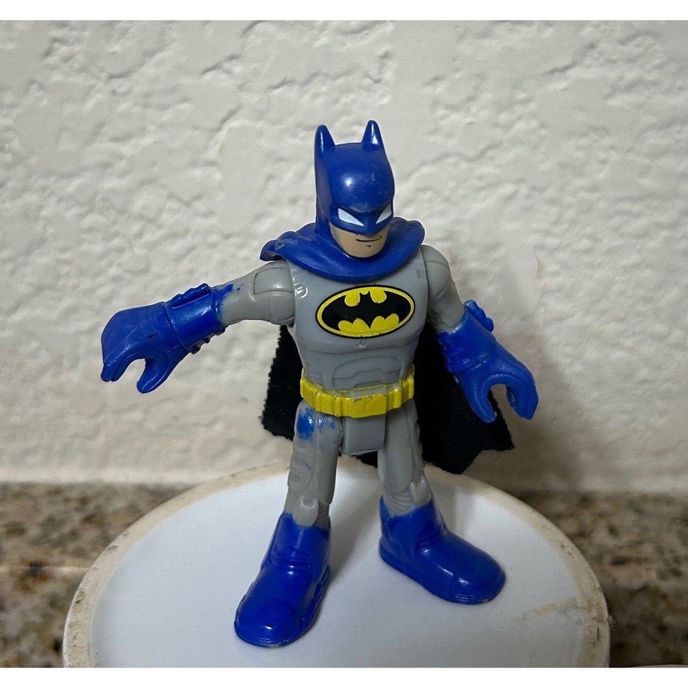 Fisher Price DC Super‎ Friends Batman Action Figure Toy Collectible